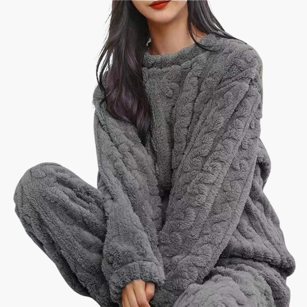 Lea | Die Kuschelige Fleece-Pyjama