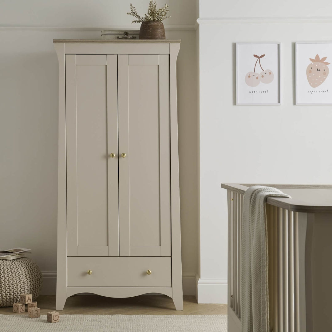 CuddleCo Clara 3-Piece Nursery Furniture Set – Cashmere Finish