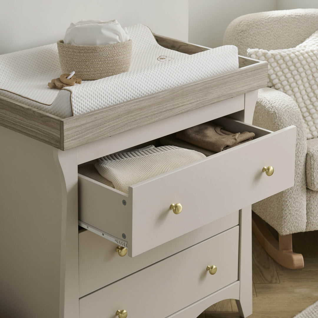 CuddleCo Clara 3-Piece Nursery Furniture Set – Cashmere Finish