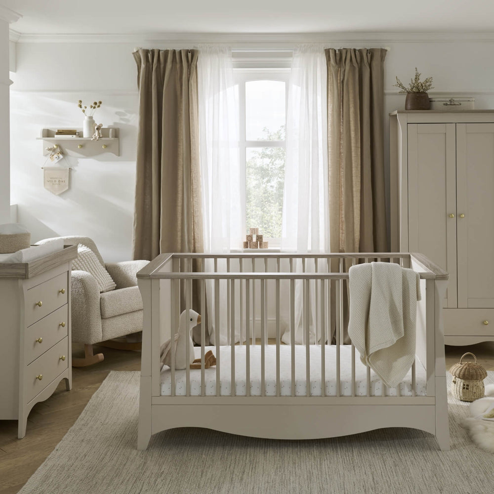 CuddleCo Clara 3-Piece Nursery Furniture Set – Cashmere Finish