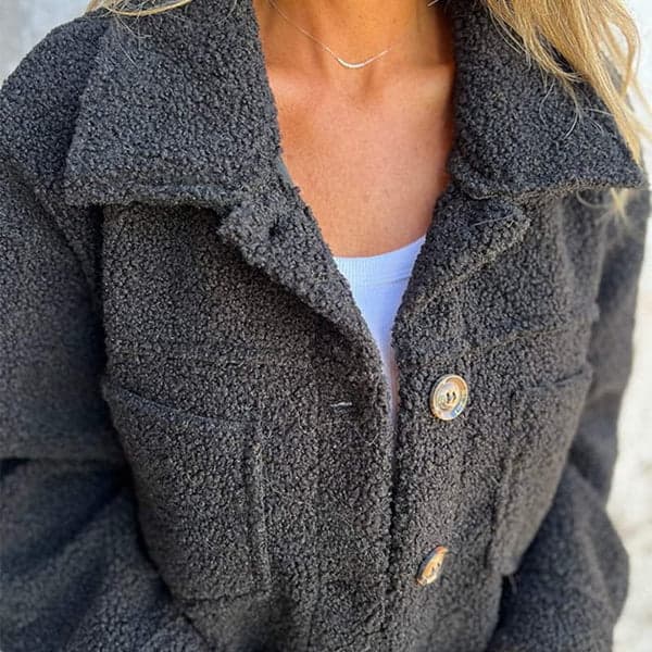 Lotta | Kurze Jacke mit Revers